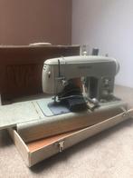 Oude Phoenix naaimachine - gekoesterd erfstuk, Ophalen, Gebruikt, Naaimachine, Overige merken