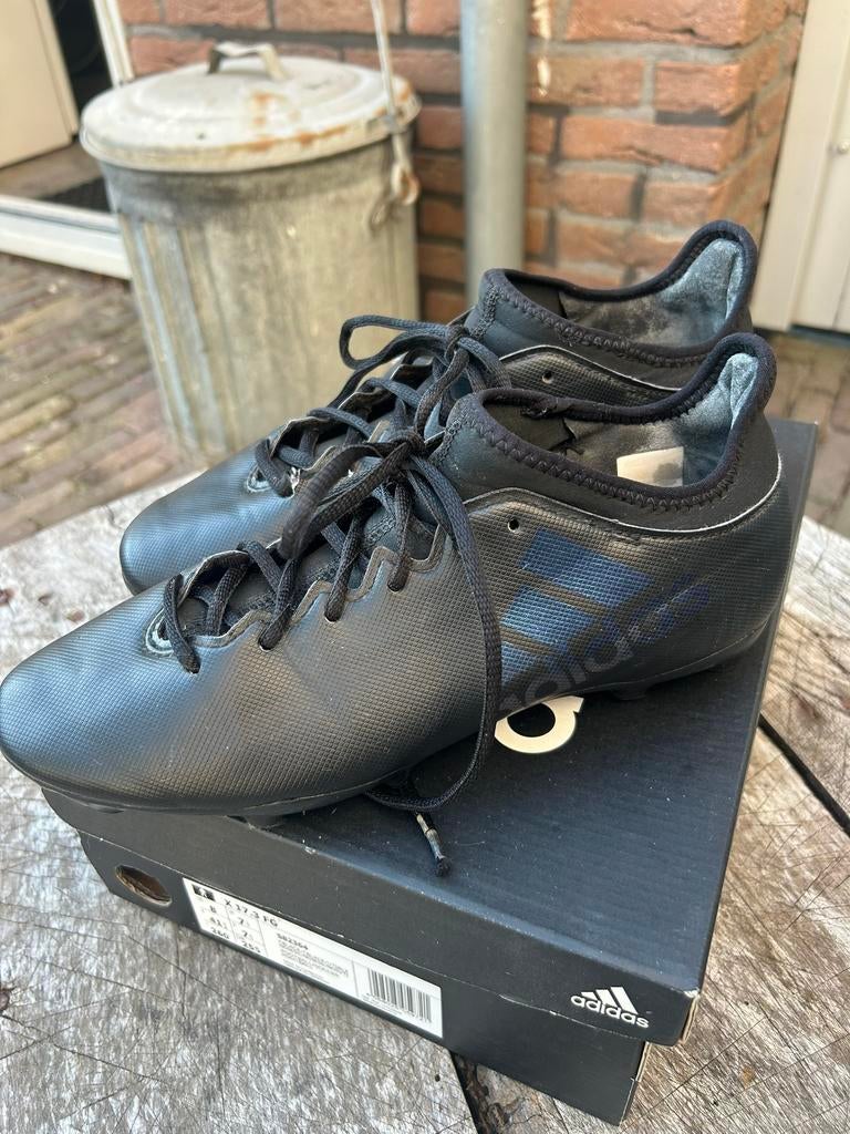 Zwarte voetbalschoenen van ADIDAS, maat 41 1/3, Ophalen of Verzenden, Gebruikt, Schoenen