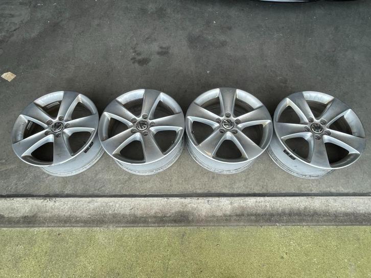 Set lichtmetalen velgen voor een Volkswagen, Auto-onderdelen, Banden en Velgen, Velg(en), Winterbanden, 17 inch, Ophalen