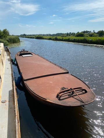 Partyboot/werkboot/dekschuit te koop beschikbaar voor biedingen