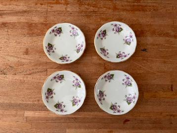 4 x Royal Crafton theezak schoteltjes.   beschikbaar voor biedingen
