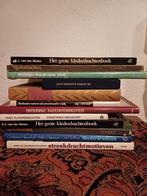 Diverse klederdrachtboeken, Boeken, Geschiedenis | Stad en Regio, Gelezen, Ophalen of Verzenden