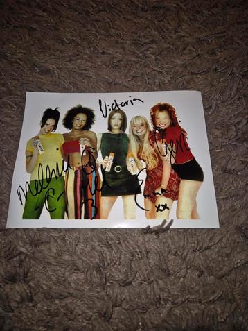 Spice Girls Gesigneerde Foto beschikbaar voor biedingen