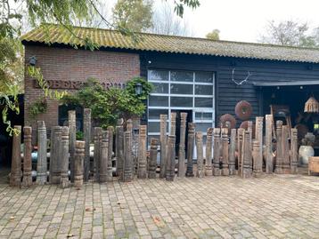 Oude unieke zuilen - pilaren uit India. AANBIEDING!! beschikbaar voor biedingen