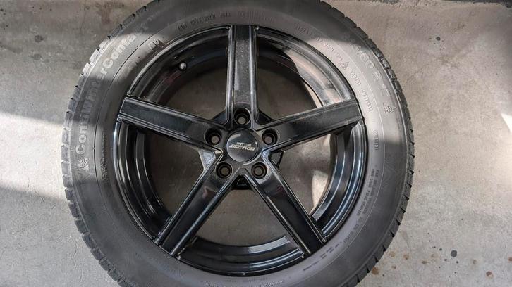 Continental winterbanden met velgen (17 inch,5x114.3,60.1mm), Auto-onderdelen, Banden en Velgen, Banden en Velgen, Winterbanden