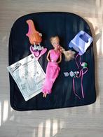 Mattel Barbie Twirly curls, Kinderen en Baby's, Speelgoed | Poppen, Ophalen of Verzenden, Zo goed als nieuw, Barbie