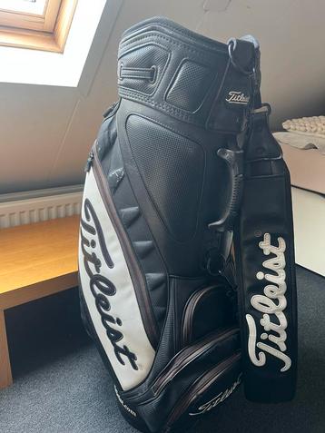 Titileist tour bag beschikbaar voor biedingen