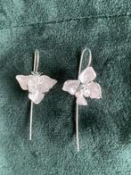 Zilveren orchidee oorbellen 925, Ophalen of Verzenden, Zo goed als nieuw, Zilver, Hangers