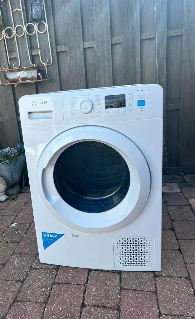 Indesit 8KG condensdroger, Witgoed en Apparatuur, Wasdrogers, Zo goed als nieuw, Condens, 8 tot 10 kg, 85 tot 90 cm, Ophalen