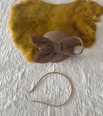 Taupe dopje,lichtbruine fascinator, camel hoed/dames,meisje, Ophalen of Verzenden, Nieuw, One size fits all, Hoed