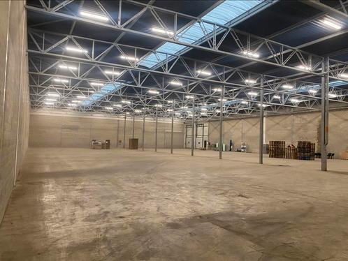 Te huur Hal van 2680m dicht bij Maastricht, Zakelijke goederen, Bedrijfs Onroerend goed