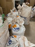 Vers van de pers. Zaagsel briketten, Minder dan 3 m³, Ophalen