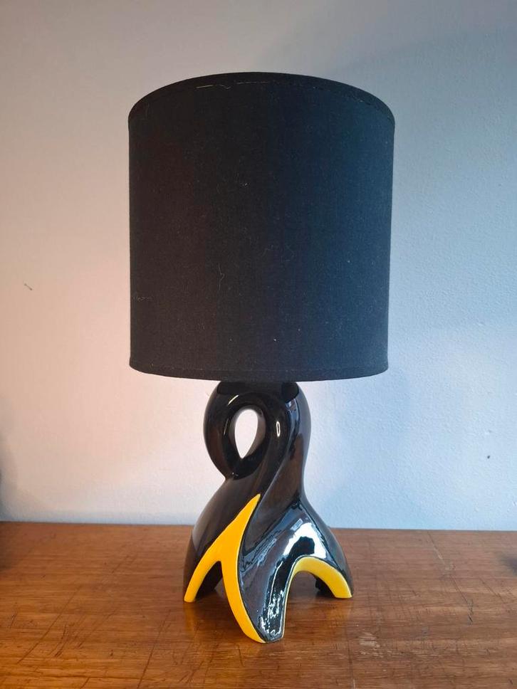 Bijzonder mid century keramiek tafellampje, Antiek en Kunst, Curiosa en Brocante, Ophalen of Verzenden