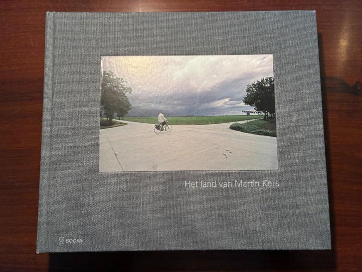 Fotoboek - Het land van Martin Kers, Boeken, Kunst en Cultuur | Fotografie en Design, Zo goed als nieuw, Fotografen, Verzenden