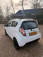 Chevrolet Spark 1.2 2010 Wit, Voorwielaandrijving, Stof, Zwart, 4 cilinders