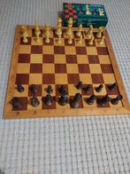 Schaakbord met stukken, Hobby en Vrije tijd, Gezelschapsspellen | Bordspellen, Ophalen of Verzenden, Zo goed als nieuw