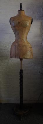 *Antieke paspop met wespentaille* Papiermache., Antiek en Kunst, Ophalen