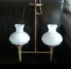 Vintage hanglamp  messing met 2 melkglazen kapjes, Huis en Inrichting, Woonaccessoires | Kandelaars en Kaarsen, Ophalen of Verzenden