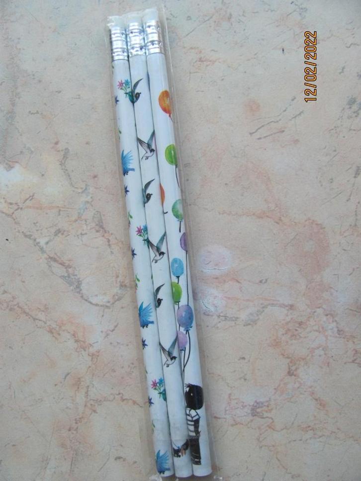 NIEUW verpakking 3-delige set HEMA Jip Janneke Fiep POTLODEN, Hobby en Vrije tijd, Tekenen, Nieuw, Potlood of Stift, Ophalen of Verzenden