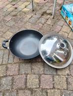 Wok pan 32 cm, Ophalen of Verzenden, Zo goed als nieuw, Gietijzer, Wok