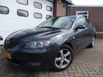 Mazda 3 1.6 TOURING SPORTL  AIRCO, Gebruikt, 4 cilinders, Handgeschakeld, 48 €/maand