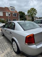 Opel Vectra 1.8 16V SDN 2002 Grijs, Auto's, 65 €/maand, 4 cilinders, 1796 cc, Origineel Nederlands