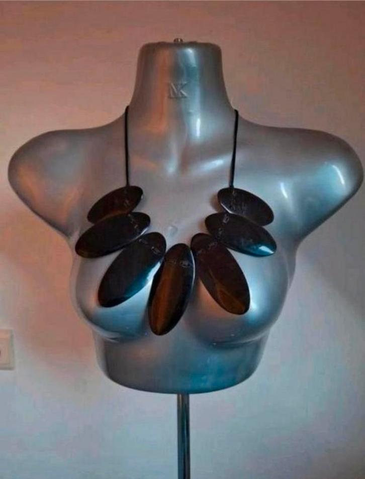 Manouk - koordketting met ovale schijven, Sieraden, Tassen en Uiterlijk, Kettingen, Nieuw, Overige materialen, Zwart, Met edelsteen