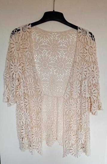 Creme kleurig gehaakt vestje, maat 44 / XL beschikbaar voor biedingen