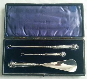 Antieke sterling zilver knoophaken en schoenlepelset 1904 BH beschikbaar voor biedingen
