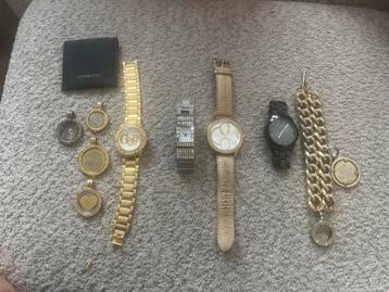 Dameshorloges armband hanger DKNY, GUESS, MK, MIMONEDA, TOV beschikbaar voor biedingen
