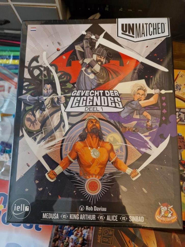 Unmatched: Gevecht der Legendes Deel 1 - Nieuw!, Hobby en Vrije tijd, Gezelschapsspellen | Bordspellen, Nieuw, Een of twee spelers