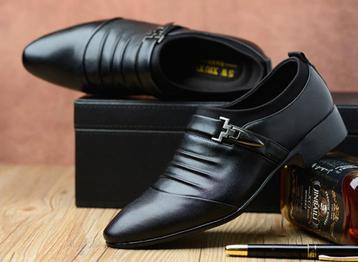 Zwarte nette loafers heren moccassin instappers sjieke beschikbaar voor biedingen