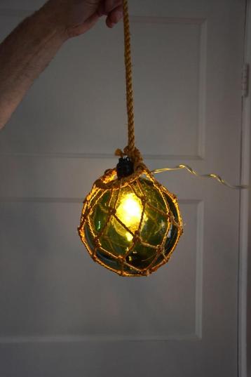Vintage Glazen Bolhanglamp  beschikbaar voor biedingen