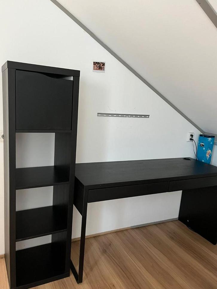 Set: IKEA Micke Bureau + Kallax kast - Zwart/Zwartbruin, Huis en Inrichting, Bureaus, Zo goed als nieuw, Ophalen of Verzenden