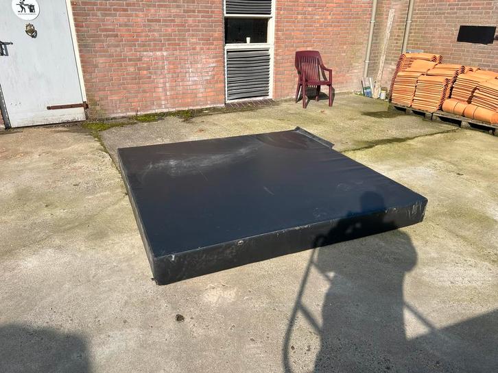 Valmatten 200x200x20, Sport en Fitness, Turnen, Gebruikt, Materiaal, Maat 36 t/m 42, Ophalen