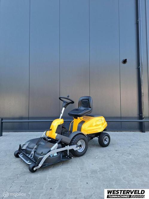 Nieuwe Stiga Villa 15 HST frontmaaier laatste machines, Tuin en Terras, Zitmaaiers, Nieuw