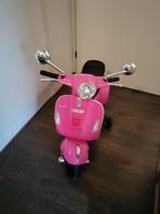 Roze Vespa kinder scooter, Kinderen en Baby's, Speelgoed | Buiten | Accuvoertuigen, Ophalen, Zo goed als nieuw