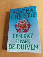 Agatha Christie Een kat tussen de duiven, Boeken, Detectives, Ophalen of Verzenden, Zo goed als nieuw