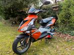 Aprilia SR50R 2008 carburateur – 2049 km – Fabrieksnieuw, Fietsen en Brommers, Scooters | Aprilia, Ophalen, Maximaal 45 km/u, Benzine