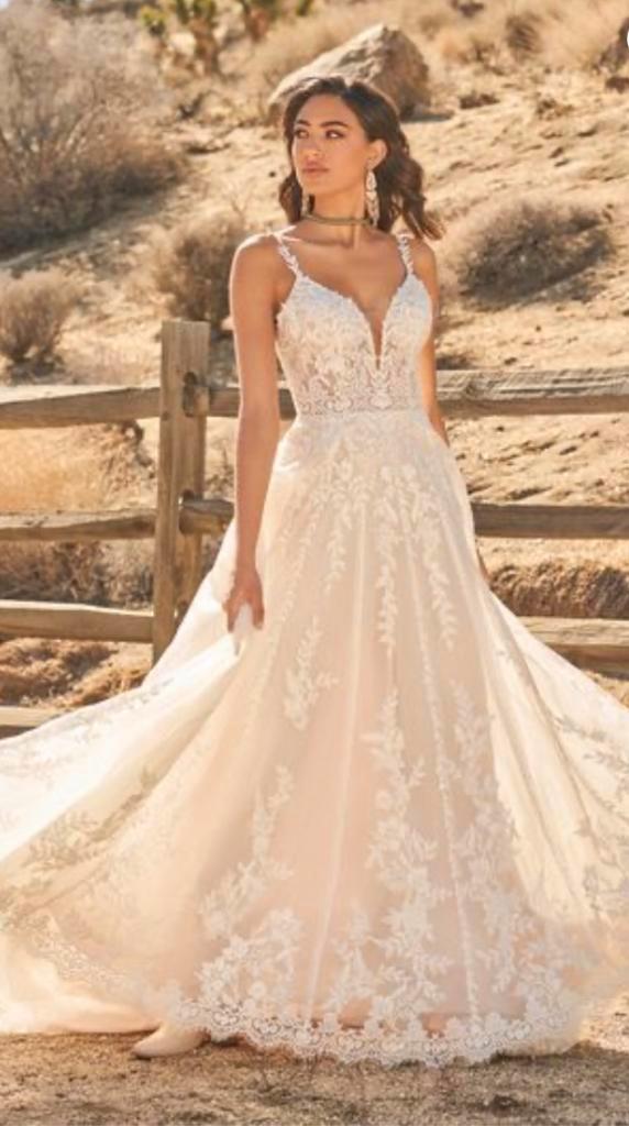 De mooiste trouwjurken nu 495 t/m 1195 uitzoeken! Sale!, Kleding | Dames, Trouwkleding en Trouwaccessoires, Nieuw, Trouwjurk, Wit