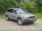 Volvo XC90 2.5 T Elite, Auto's, Gebruikt, Bruin, 7 stoelen, 2521 cc