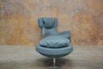 ZGAN blauwe leren Leolux Ottana design draaifauteuil + poef!, Design, Metaal, 75 tot 100 cm, Zo goed als nieuw