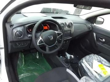 Dashboard Logan /Sandero  2018 zonder airbags  beschikbaar voor biedingen