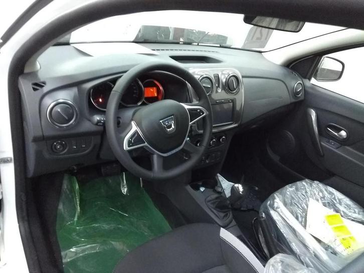 Dashboard Logan /Sandero  2018 zonder airbags, Auto-onderdelen, Dashboard en Schakelaars, Dacia, Gebruikt, Ophalen of Verzenden