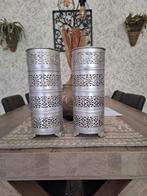 2 mooie grote windlichten / kaarshouders, Huis en Inrichting, Woonaccessoires | Kandelaars en Kaarsen, Ophalen of Verzenden, Zo goed als nieuw