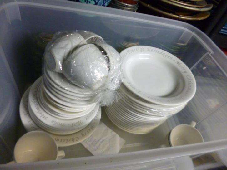 kerstservies met zilveren tekst in de rand, Diversen, Kerst, Nieuw, Ophalen of Verzenden