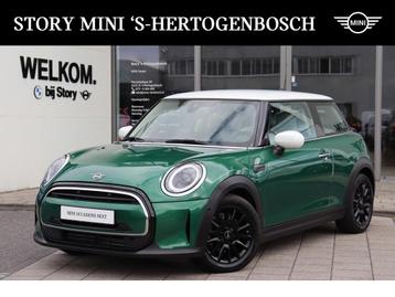 MINI Hatchback Cooper Classic Automaat / Sportstoelen / Acht beschikbaar voor biedingen