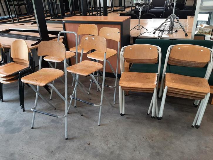 Houten Stapelstoelen & Klapstoelen - Partij van 14 stu, Huis en Inrichting, Stoelen, Gebruikt, Vijf, Zes of meer stoelen, Hout