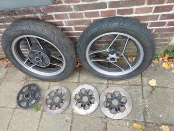 Schijven/velgen oldtimer Suzuki GSX1100 beschikbaar voor biedingen