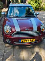 Mini Clubman 1.6 16V Cooper 2008 Rood, Auto's, Mini, Voorwielaandrijving, 4 cilinders, 4 stoelen, Stationwagon
